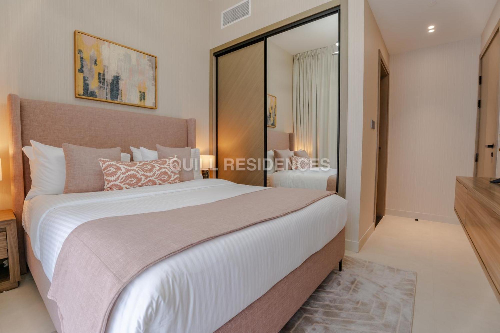 Quill Residence At Binghatti Canal 1 Bedroom Canal View Dubai Bagian luar foto