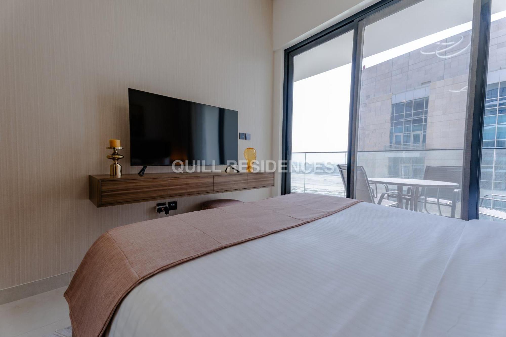 Quill Residence At Binghatti Canal 1 Bedroom Canal View Dubai Bagian luar foto