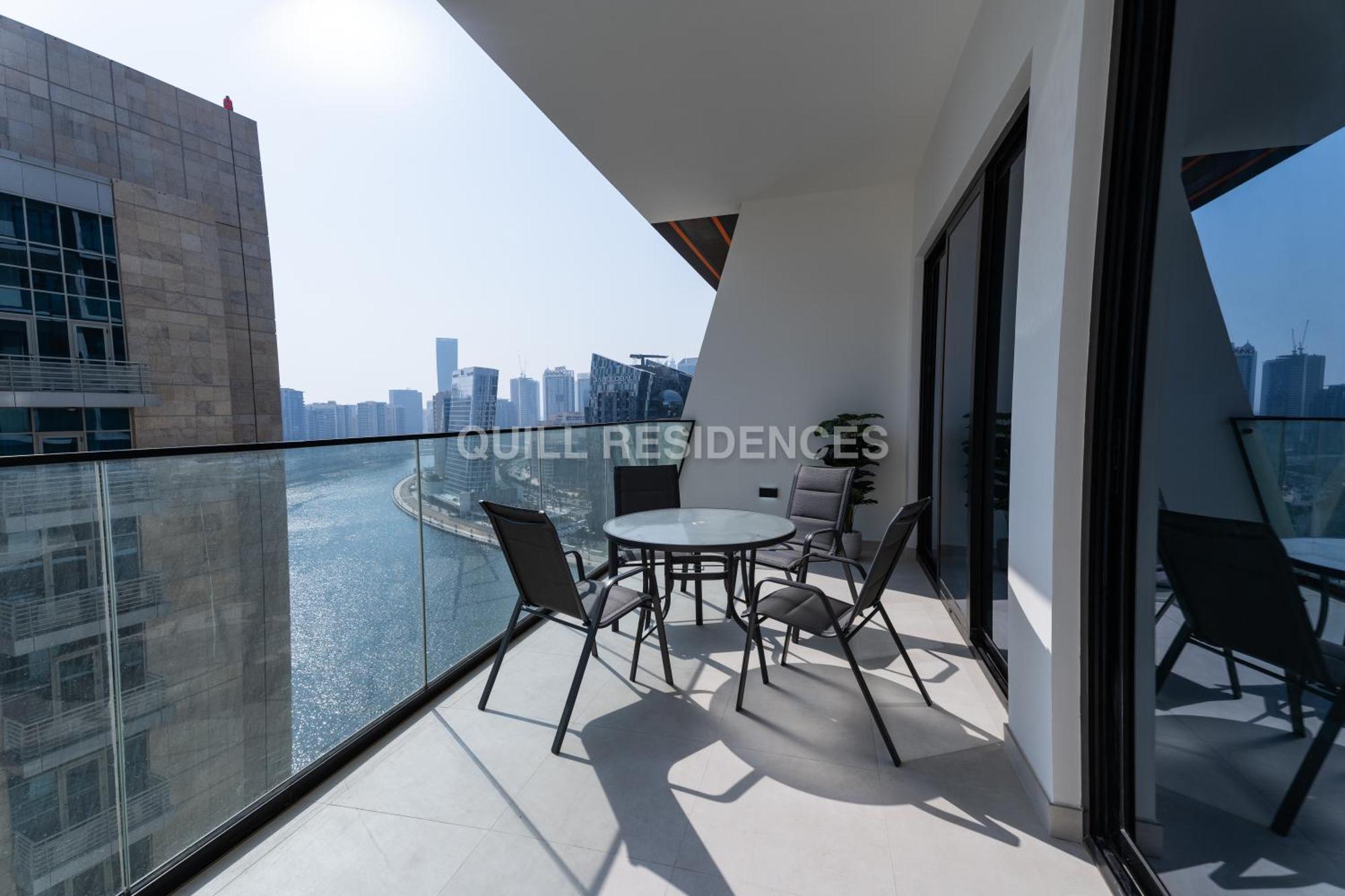 Quill Residence At Binghatti Canal 1 Bedroom Canal View Dubai Bagian luar foto